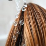 Włosy szorstkie po myciu: przyczyny, typowe błędy i skuteczne sposoby na miękkość